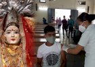 छिंदवाड़ा श्री बड़ी माता मंदिर ट्रस्ट के सेवादार लोगो को वेक्सिनेशन के लिए लगातार जागरूक कर रहे है 