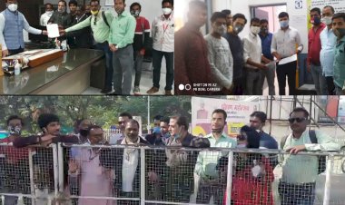 अर्नब के समर्थन में पत्रकार सहित कई संगठनों का प्रदर्शन, तत्काल रिहा करने की उठी मांग