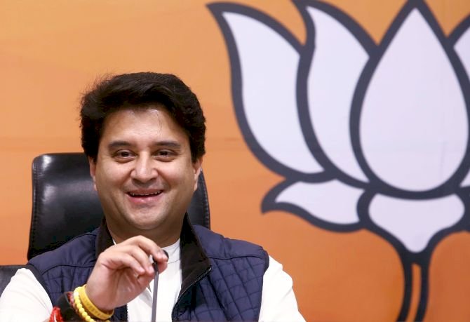 बीजेपी में बढ़ता  सिंधिया का कद, मिली ये जिम्मेदारी, देंगे गुरु मंत्र